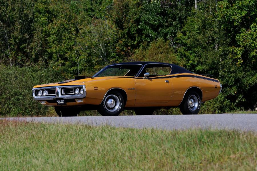  Dodge Charger Super Bee Hemi 1971 года  (фото 10 из 20)